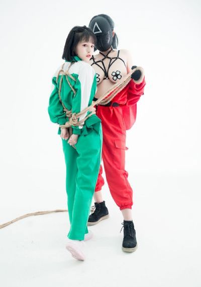女人最爱吃蜜桃臀_1080全集在线观看